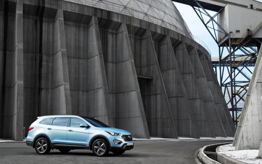  Hyundai Grand Santa Fe 2013 года  (фото 25 из 40)